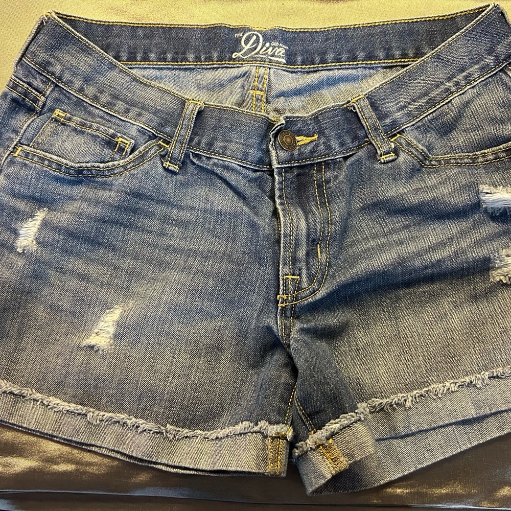 Old Navy Diva Women's Blue Distressed Denim Shorts
